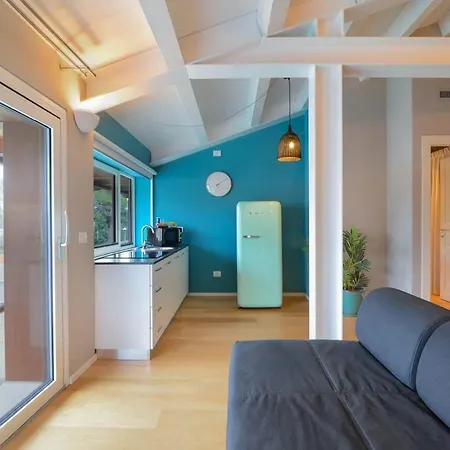 Canal View Loft In The Heart Of Lägenhet *